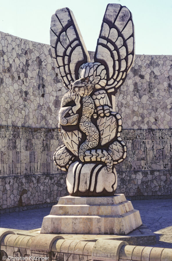 Monumento a la Patria - Merida Monumento a la Patria à Merida