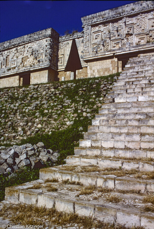 Palais du Gouverneur - Uxmal Palais du Gouverneur Uxmal