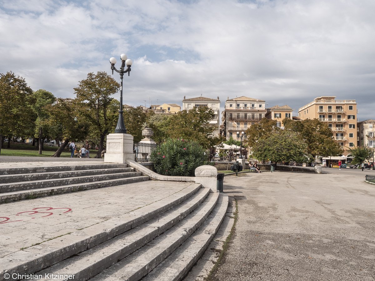 Spianada, Corfou Corfou La Place