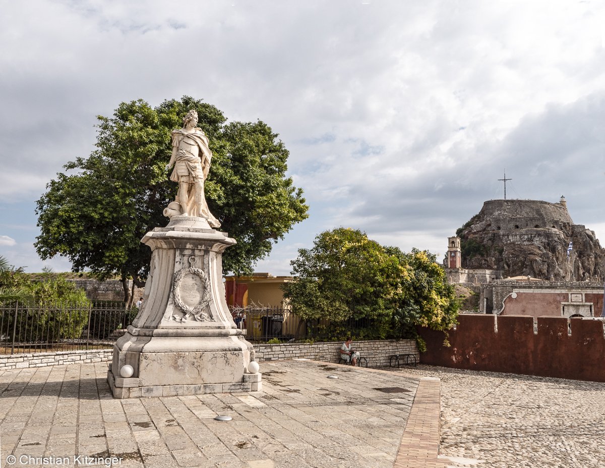 Corfou Statue Matthias von der Schulenburg Corfou Statue Matthias von der Schulenburg