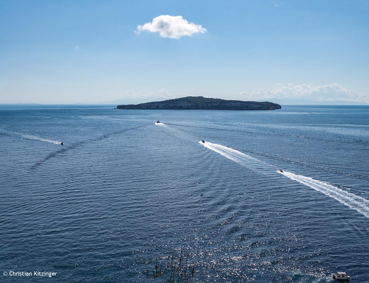 vers l'Arche de Tripitos